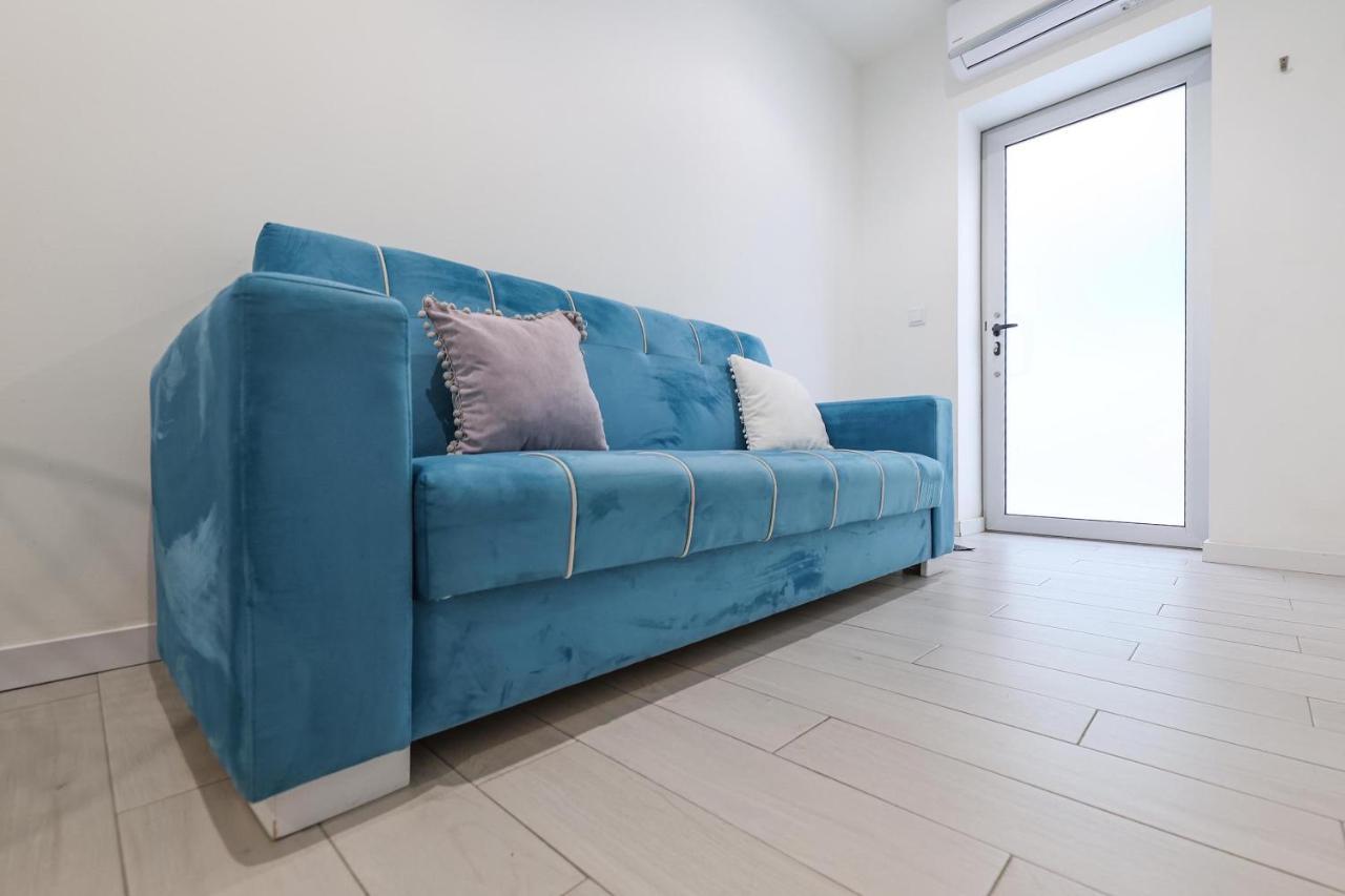 Casa Da Candida One Place, Many Things Apartment *